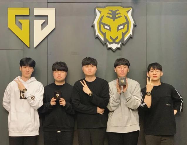 标签和元描 标签和元描