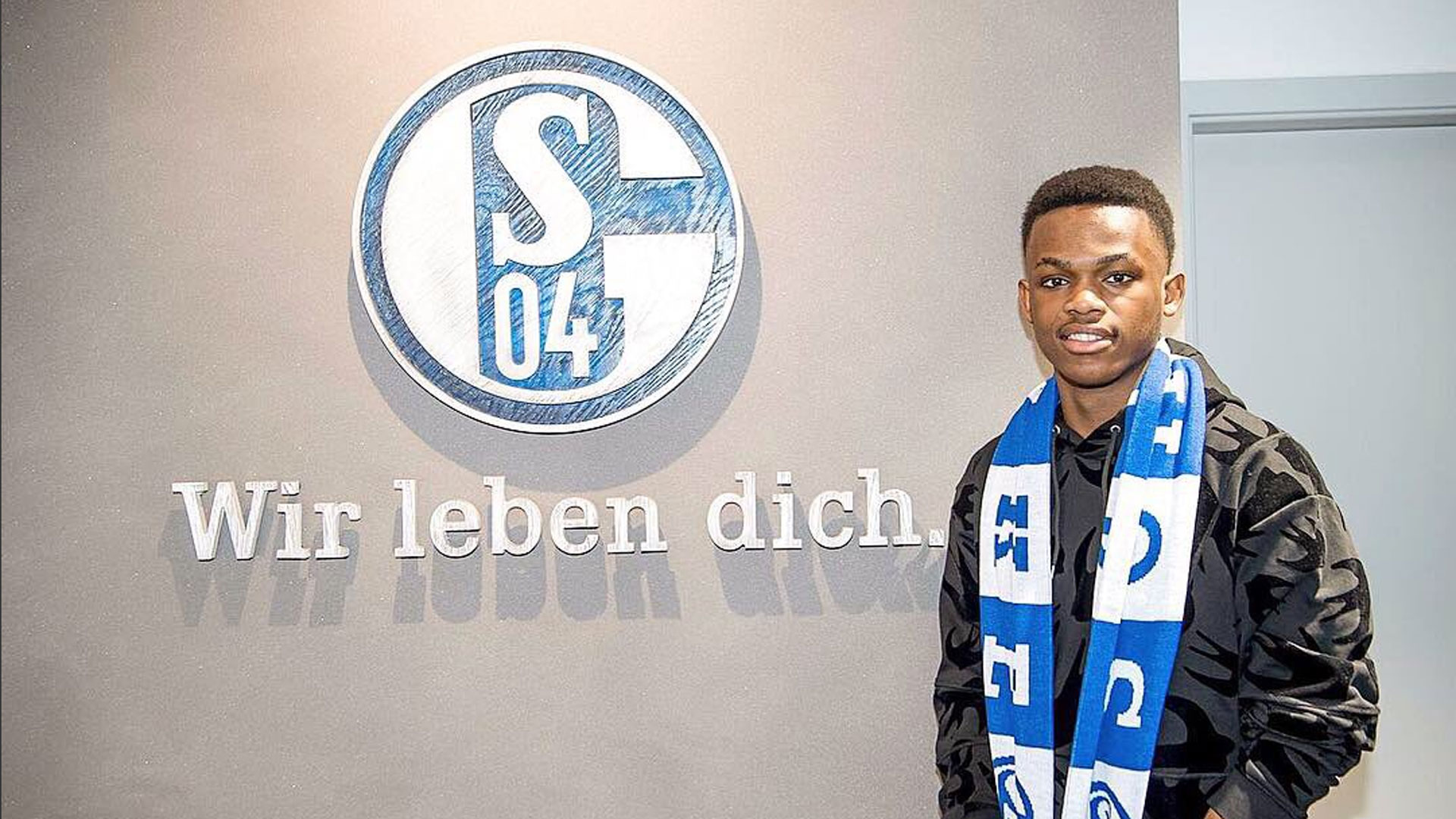 量和速度兼 量和速度兼