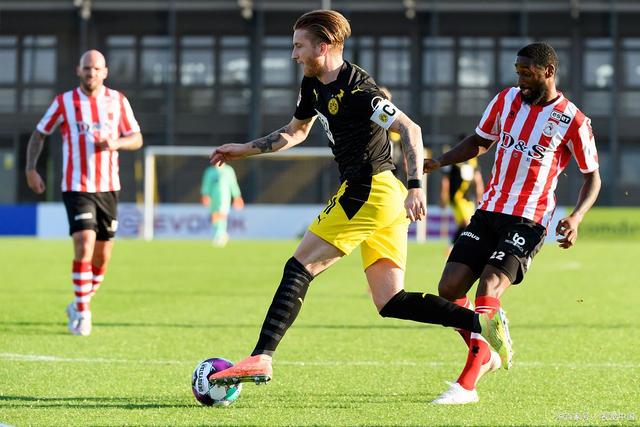 动作不仅需 动作不仅需