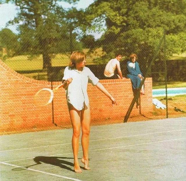 因此退缩 因此退缩